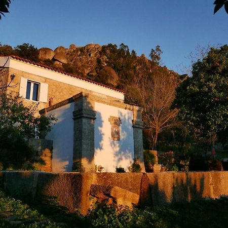 Bed and Breakfast Quinta De Sao Pedro De Vir-A-Corca Em Monsanto Exteriér fotografie